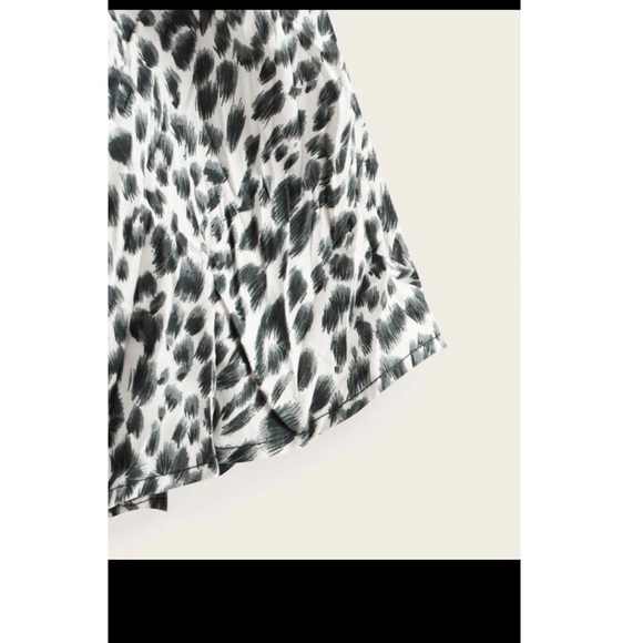 Leopard Print Elastic Waist Skirt - Picture 3 of 8